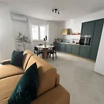 Rida' Luxury House Apartmán