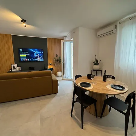 Rida' Luxury House Apartmán *