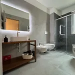 Rida' Luxury House * برينديسي